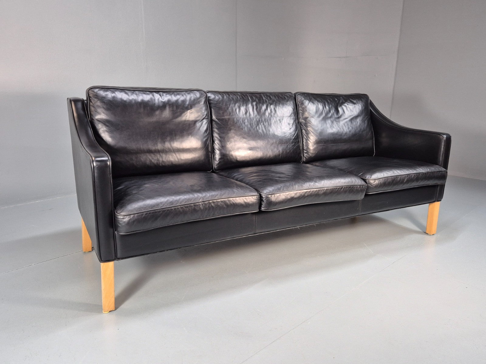 Vintage 3 Seater Leather Sofa Danish Mogensen Style Black 1980s EB10689 M3SS0