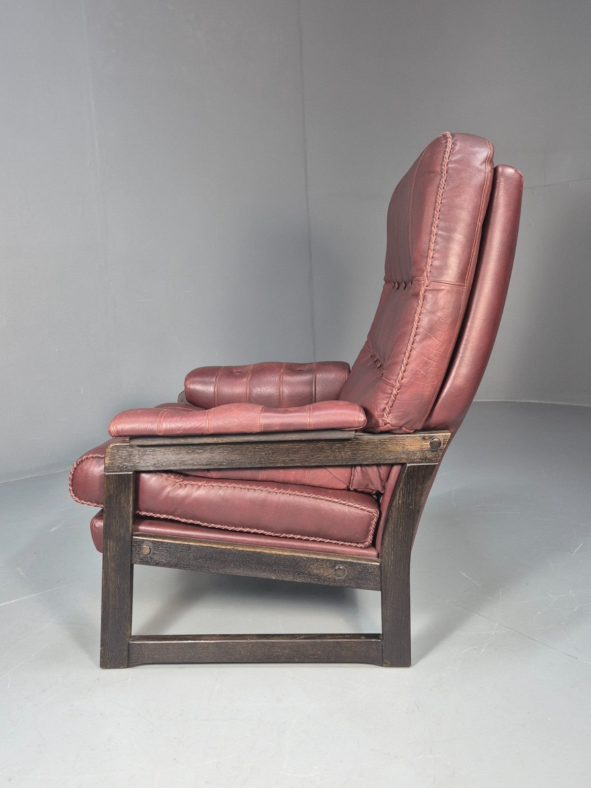 Vintage Danish Burgundy Leather 1980s Retro Lounge Chair MCM EB9793 MNOR - UKDK FURNITURE