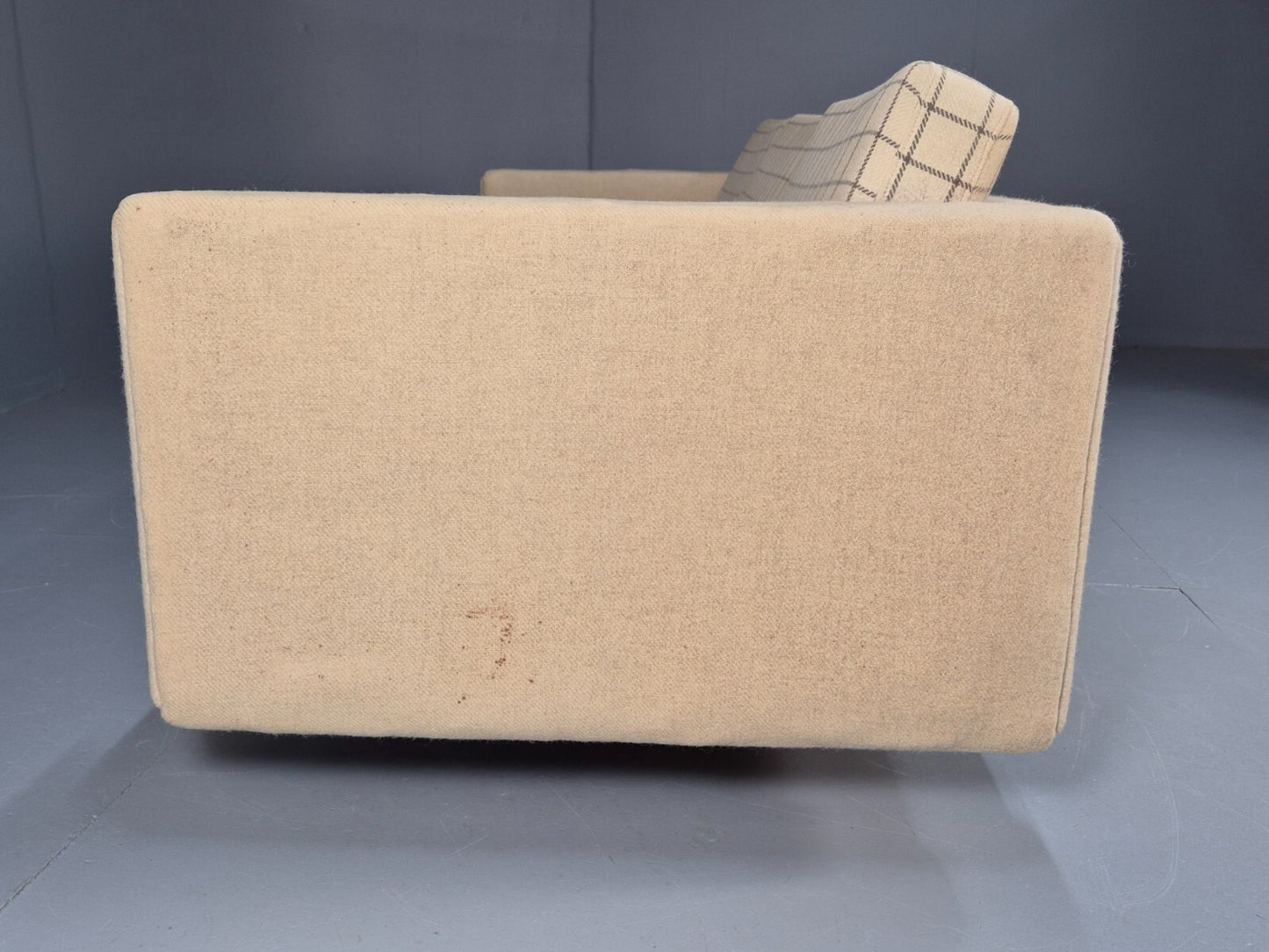 A Vintage Hans Wegner GE300 3 Seat Sofa in Original Wool MCM Retro EB9355 M3SS - UKDK FURNITURE