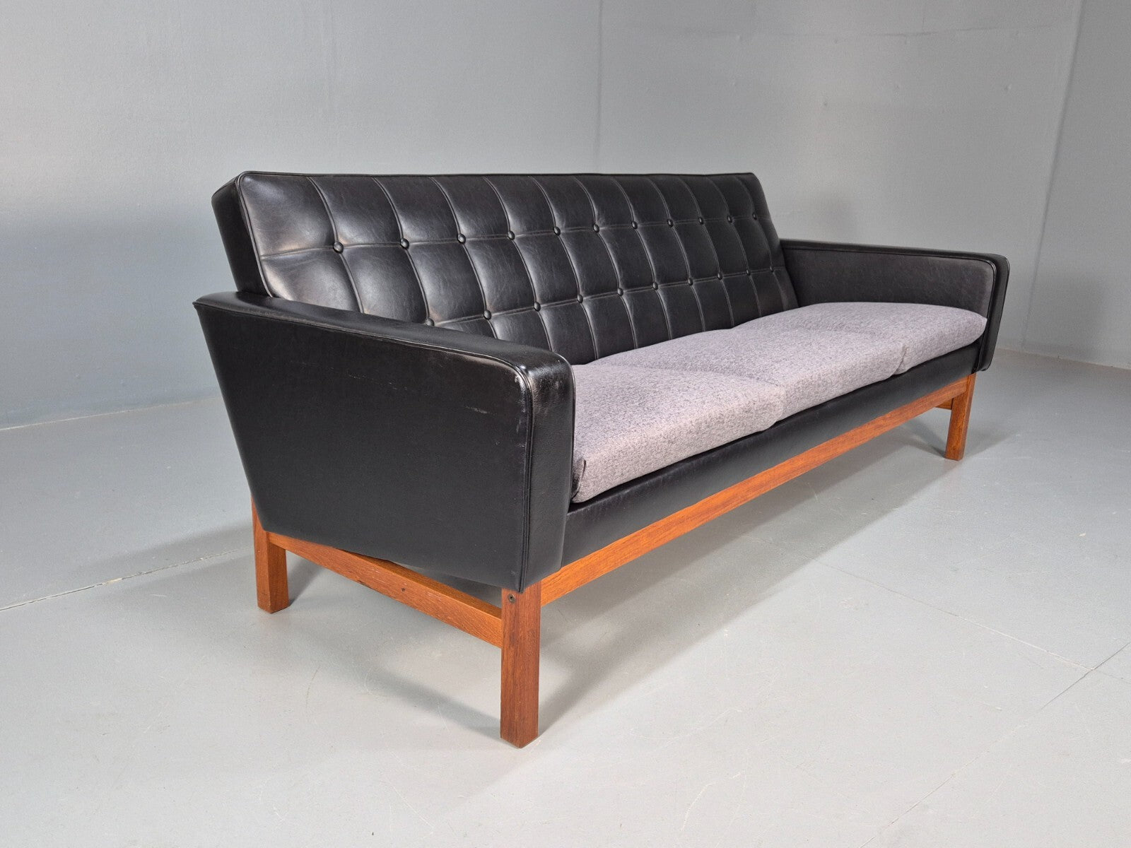 Vintage 3 Seater Sofa Black Leather Teak Frame Futura Mobler Mid Century M3SS - UKDK FURNITURE