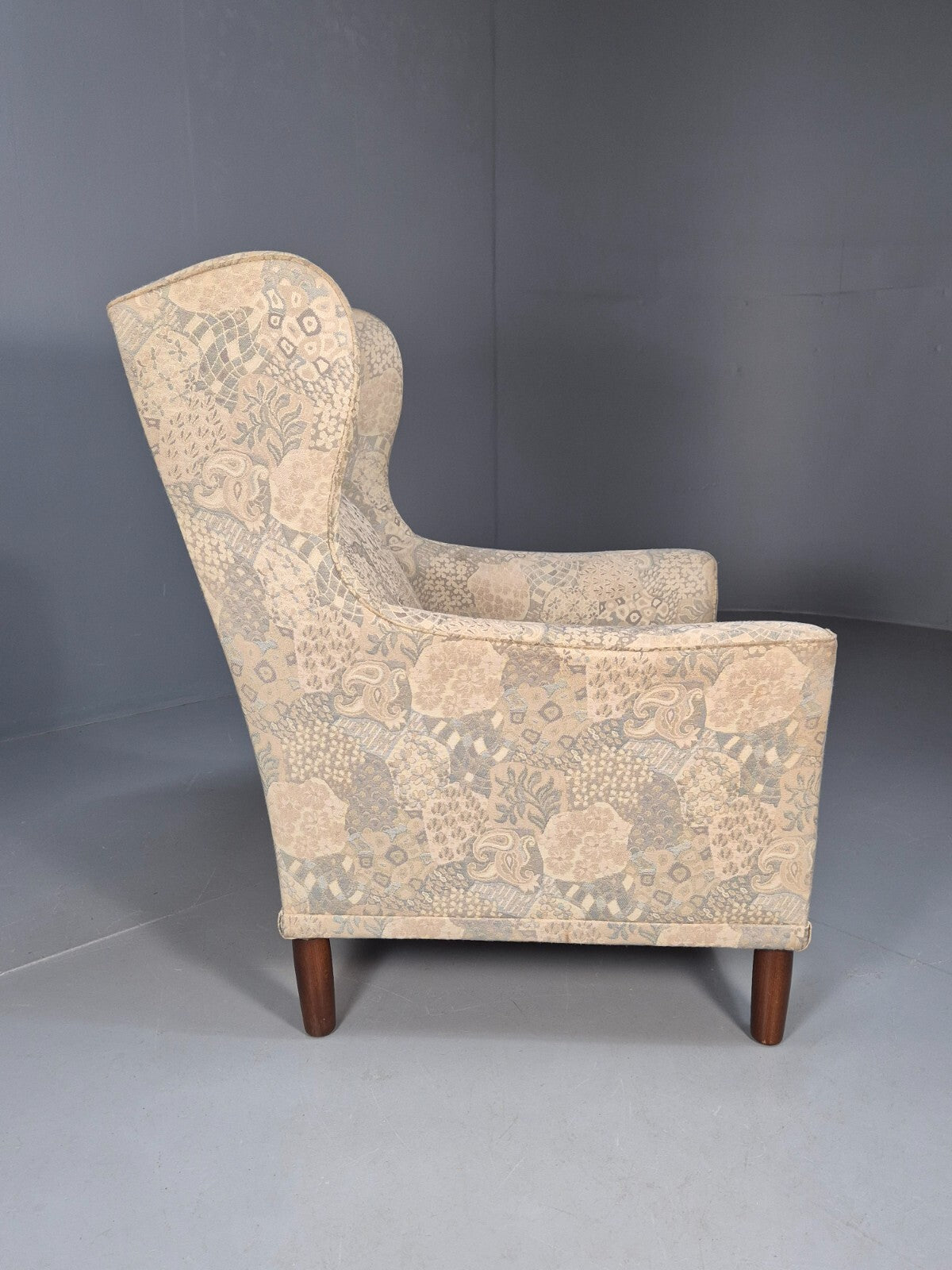 Vintage Danish Wingback Armchair Cream Grey Abstract Print Retro EB9695 MNOR - UKDK FURNITURE