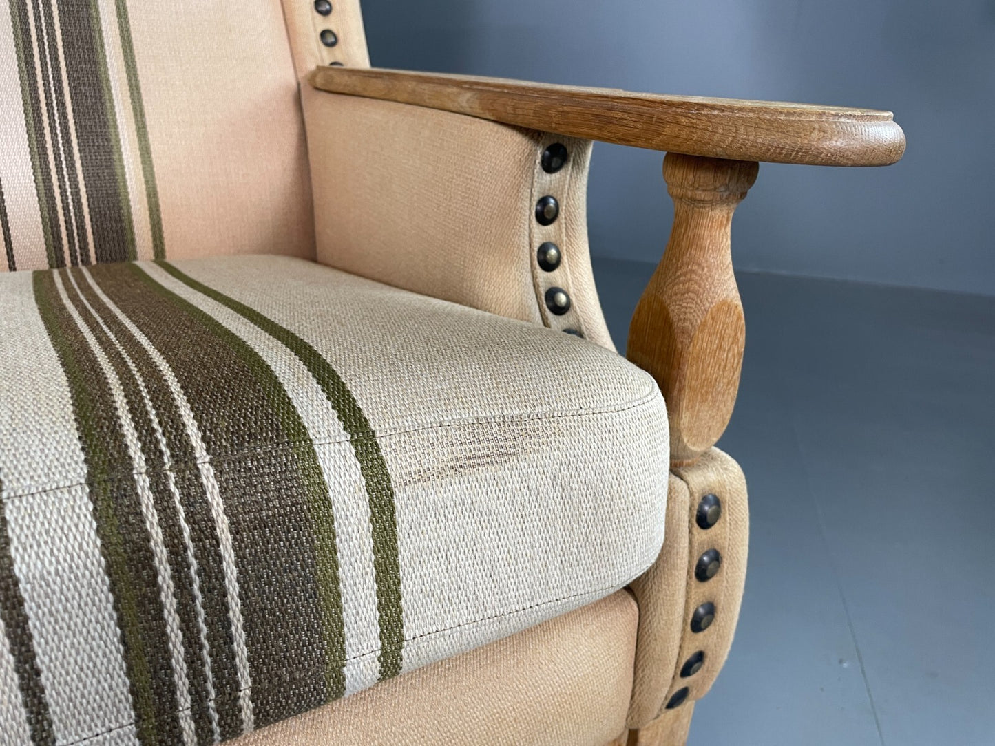 2 Danish Lounge Chairs Oak Frame Cream Wool Kjaernulf Vintage Retro EB6689 MNOR18