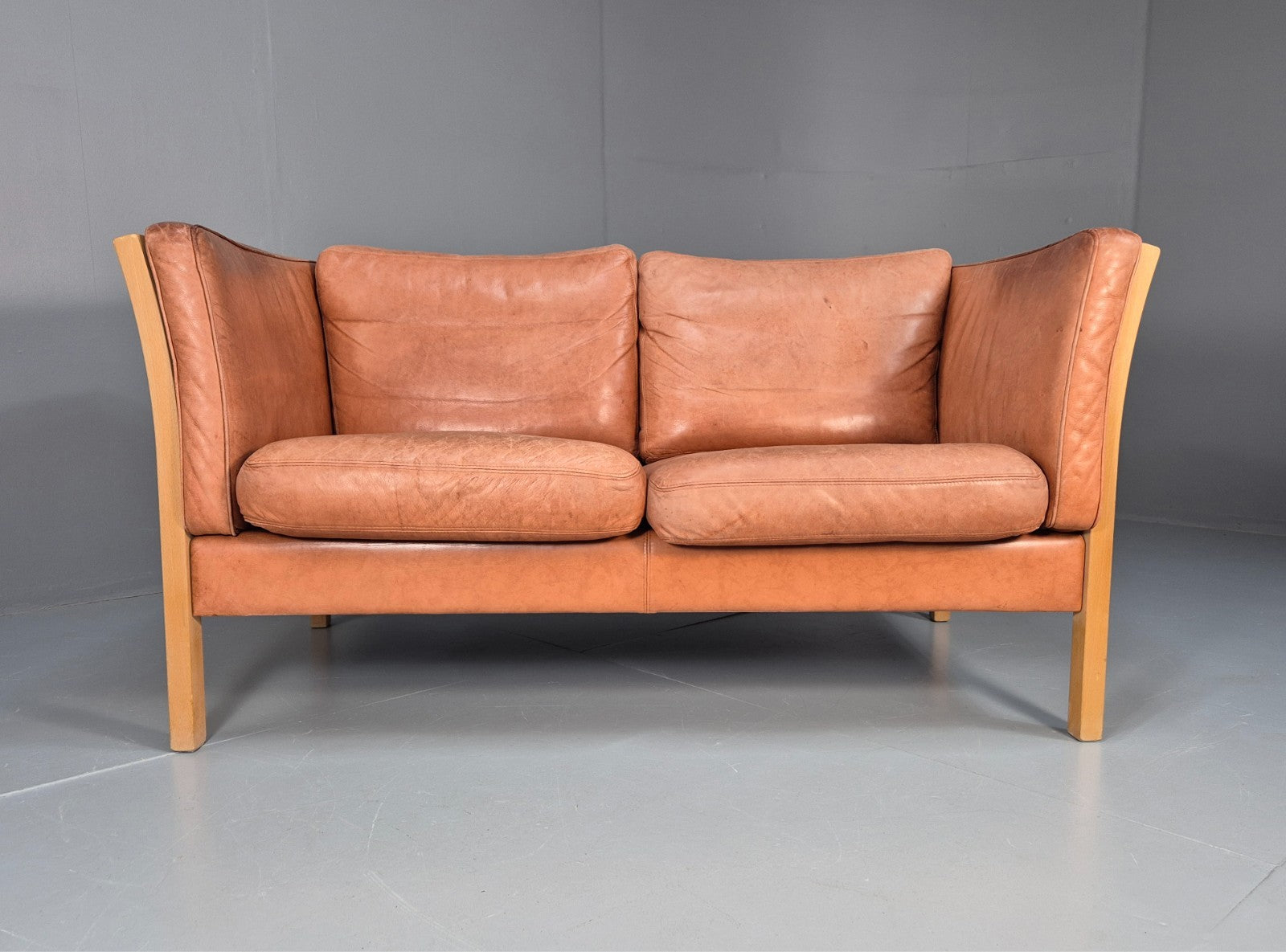 Mid Century Stouby Two Seater Settee Beech Ends Retro 1970s EB10097 M2SS5