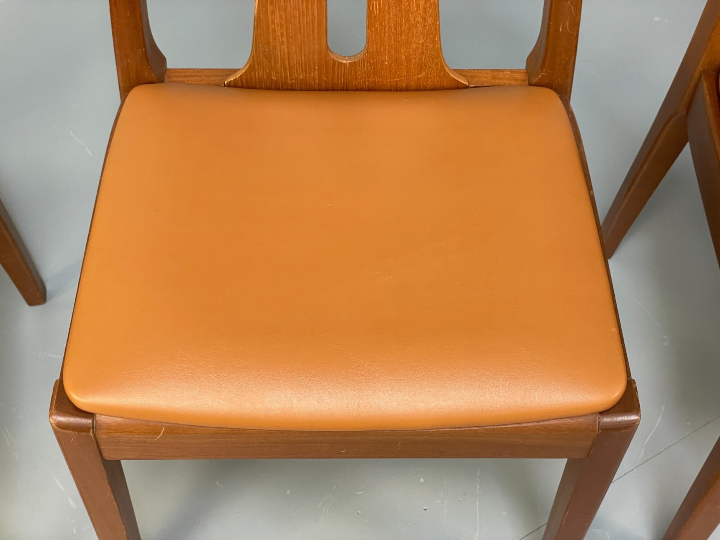 Vintage Nathan Tan Dining Chairs Set Of 4 Vinyl Mahogany 1970s EB9727 MDIN - UKDK FURNITURE