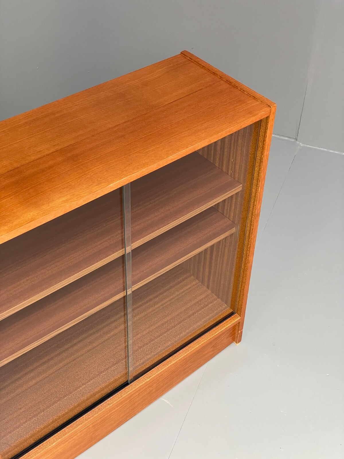 1970s Teak Shelving Unit Glass Doors And Cupboard Retro Bookcase EB8165 MWOO - UKDK FURNITURE