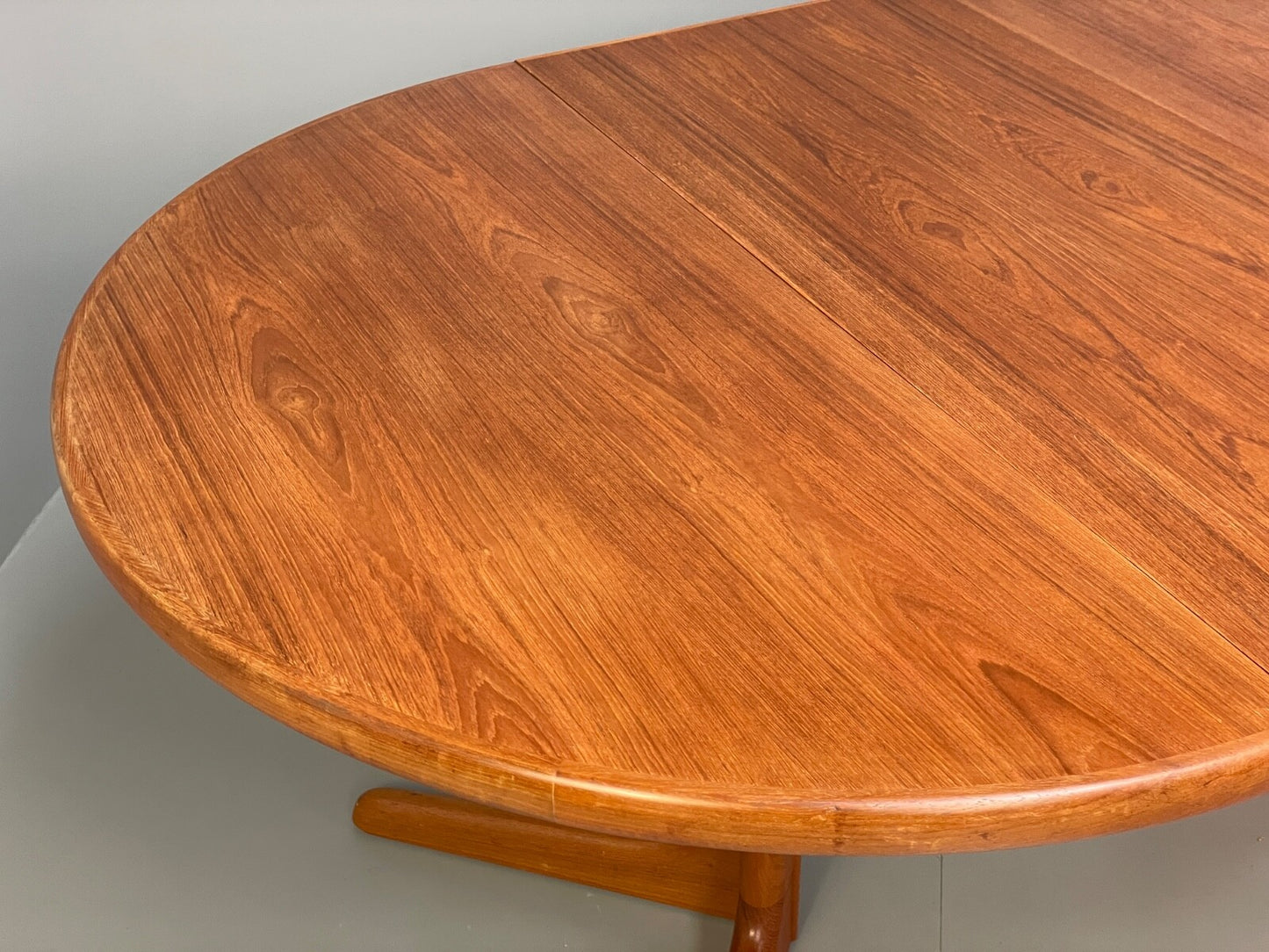 Teak Extending Round Dining Table Vintage Danish Skovby Retro 1970s EB9754 MWOO - UKDK FURNITURE