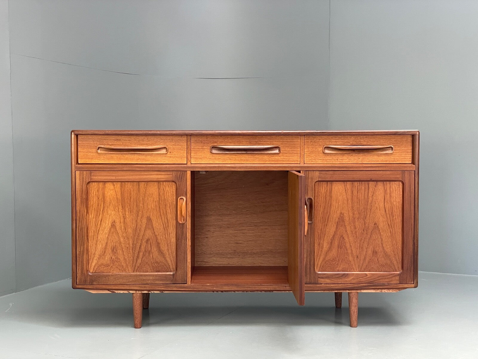 Vintage G-Plan Teak Sideboard Fresco Range Retro Mid Century EB9820 MWOO - UKDK FURNITURE