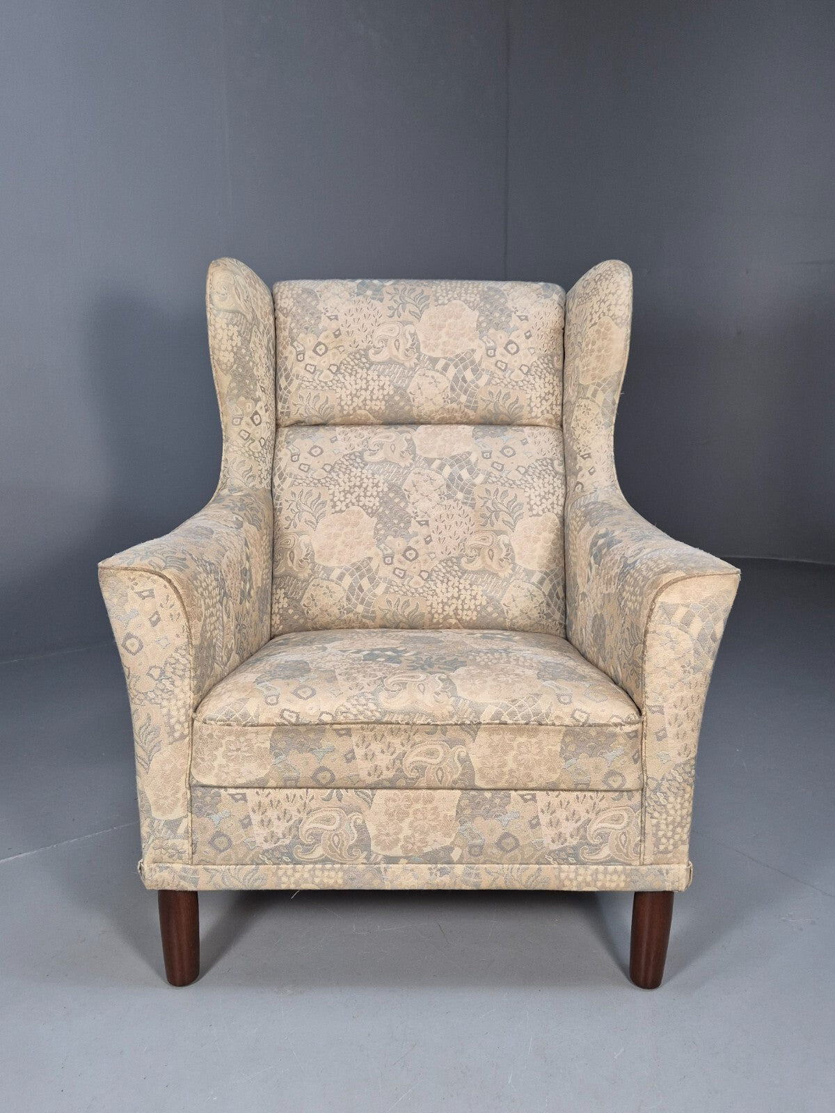 Vintage Danish Wingback Armchair Cream Grey Abstract Print Retro EB9695 MNOR - UKDK FURNITURE