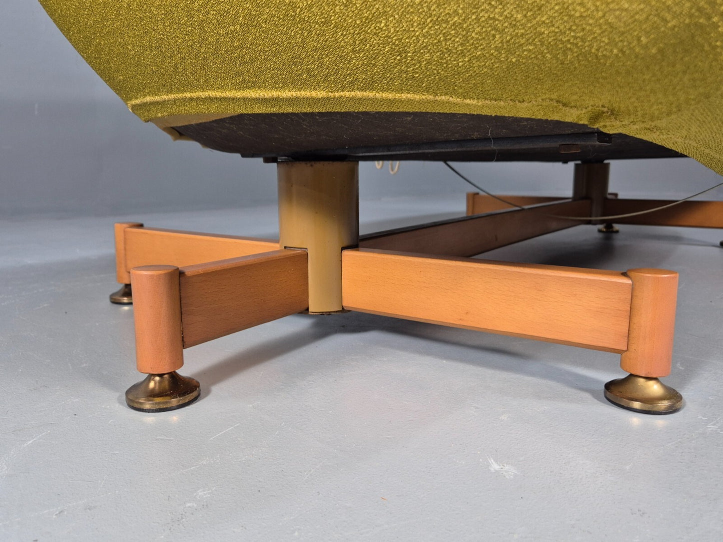 Vintage Greaves and Thomas Egg Sofa 1960s Retro MCM EB9229 M3SS - UKDK FURNITURE