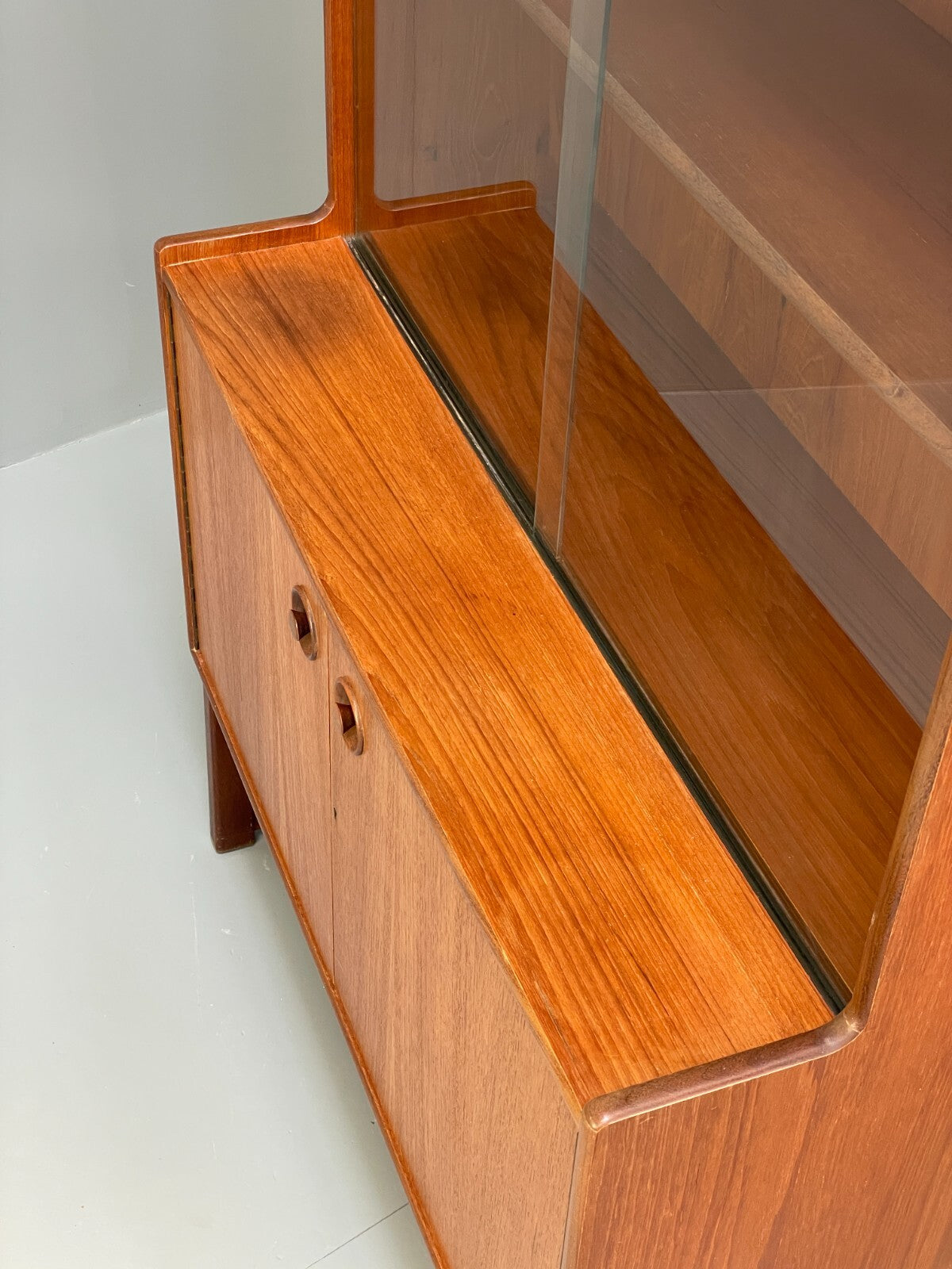 Vintage 1960s Teak Wall Unit By Tunridge Furniture Mid Century EB9528 MWOO - UKDK FURNITURE