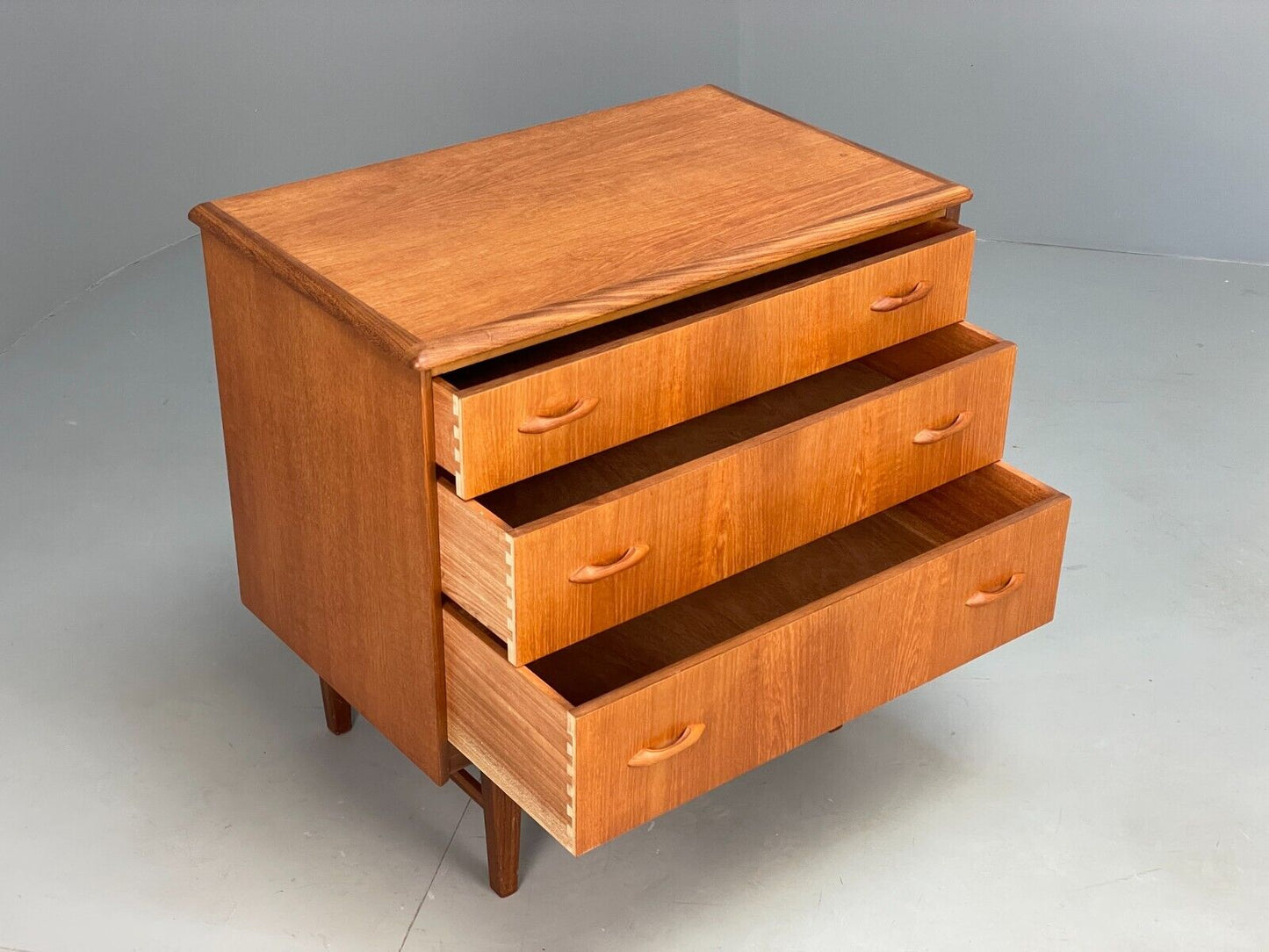 Vintage Teak Chest Of Drawers Compact Mid Century Design Storage EB9414 MWOO - UKDK FURNITURE