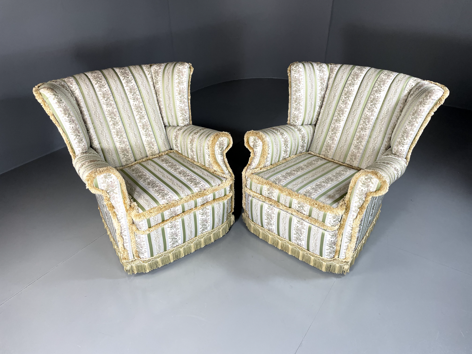 EB5669 Vintage Danish Pair of Armchairs Wingback Floral Print Retro VCLO - UKDK FURNITURE