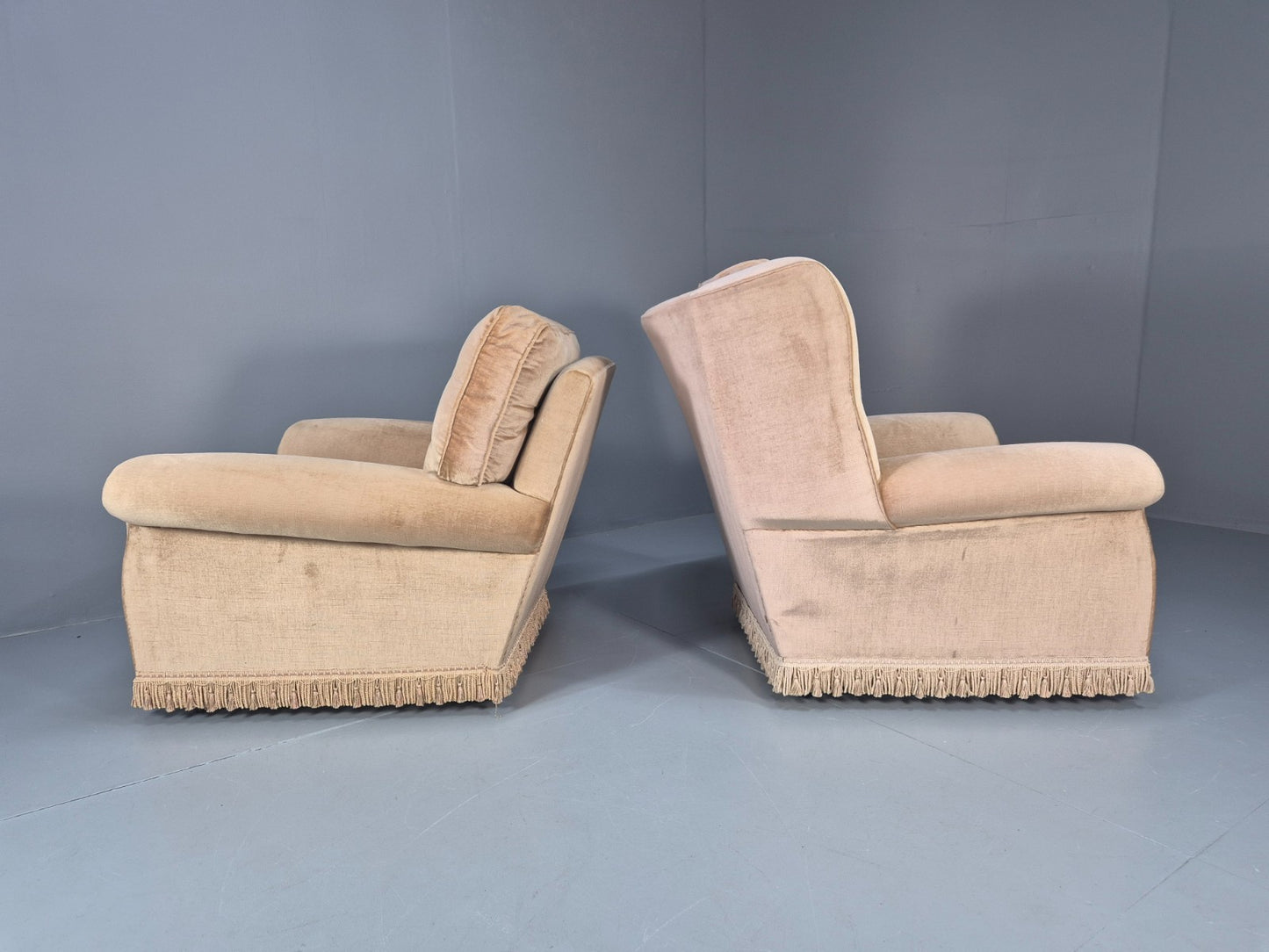 1970s Luxury Lounge Chairs Lowback and Wingback Gold Velour Retro  EB10631 VCLO5