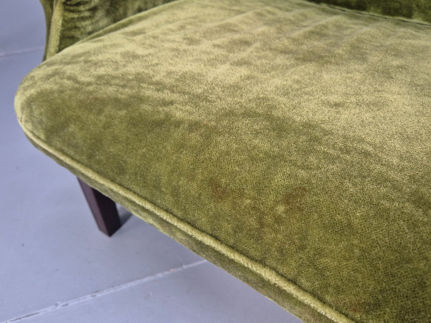 2 Vintage Danish Green Velvet Lounge Chairs 1970s Retro MCM EB9273 MNOR - UKDK FURNITURE