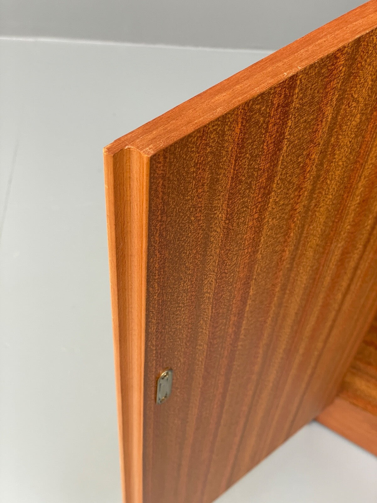 1970s Teak Shelving Unit Glass Doors And Cupboard Retro Bookcase EB8165 MWOO - UKDK FURNITURE