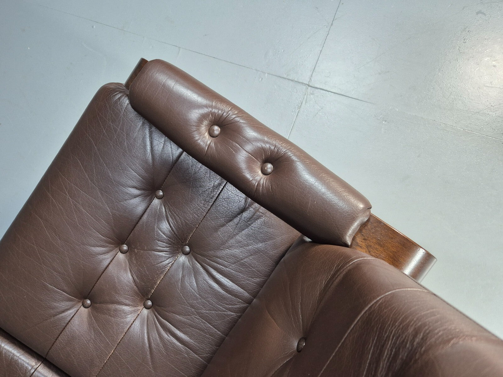 Vintage danish 3 seat Brown Leather Sofa Bentwood Frame 1980s Retro EB9079 M3SS - UKDK FURNITURE