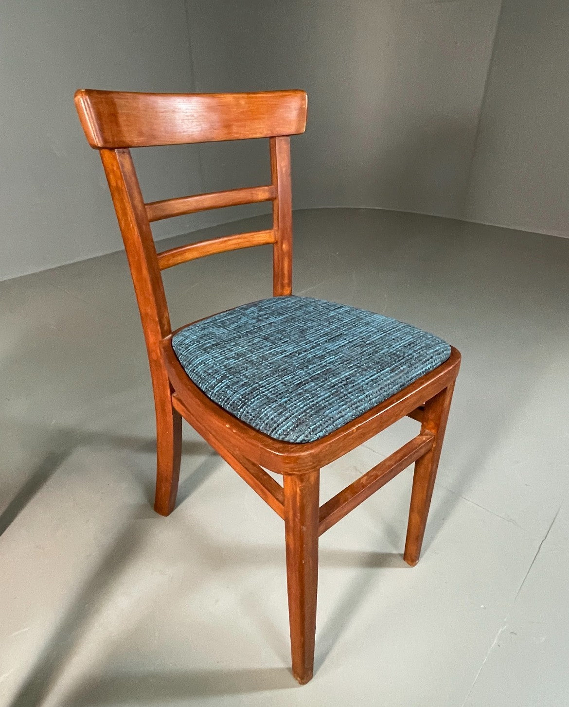 2 Kitchen Chairs Beech Frame Blue Chenille Upholstery 1960s Retro EB6326 MDIN13