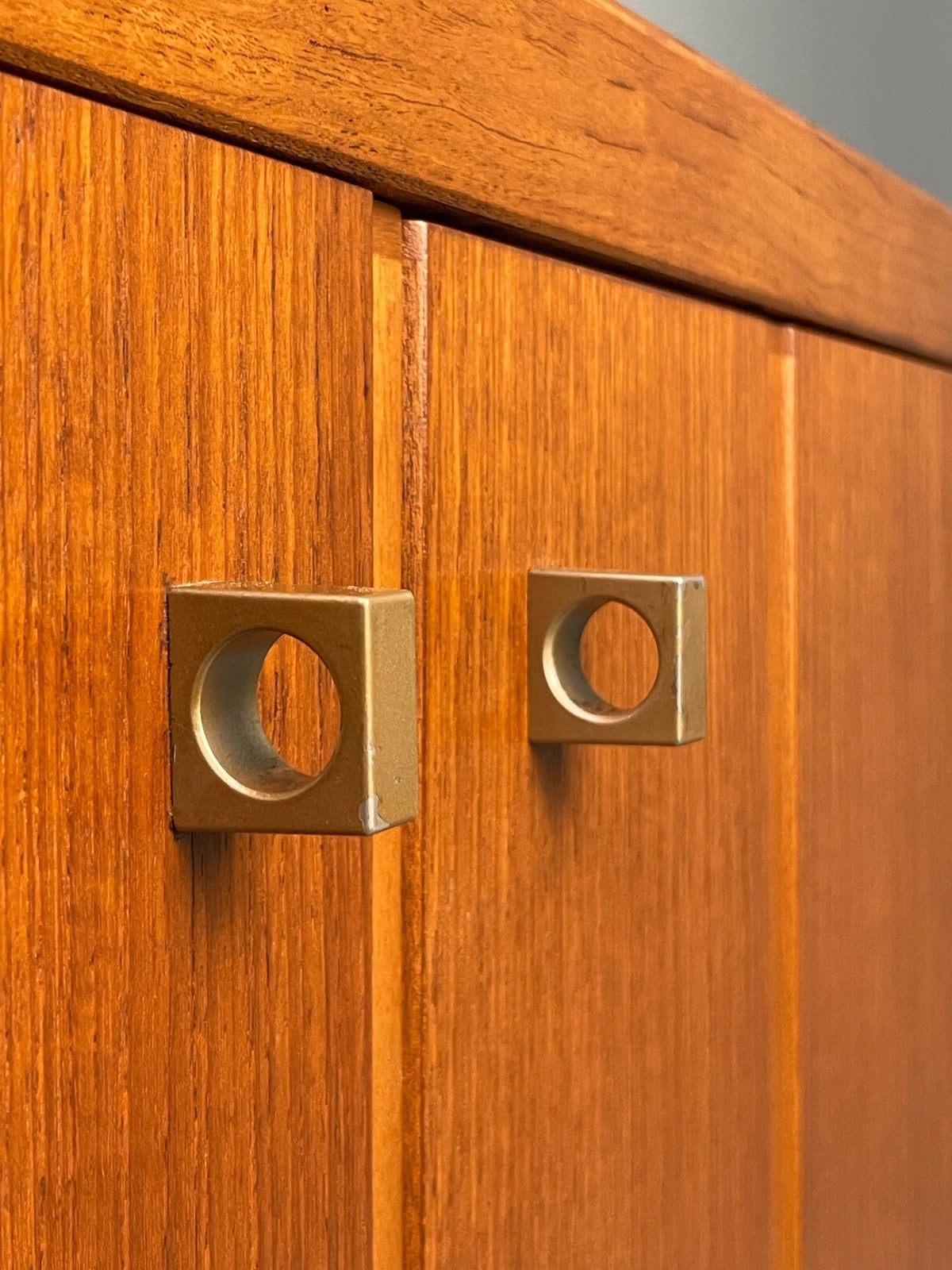 Vintage Teak Shelving Unit Cocktail Cabinet Glazed Retro 1970s EB10011 MWOO - UKDK FURNITURE