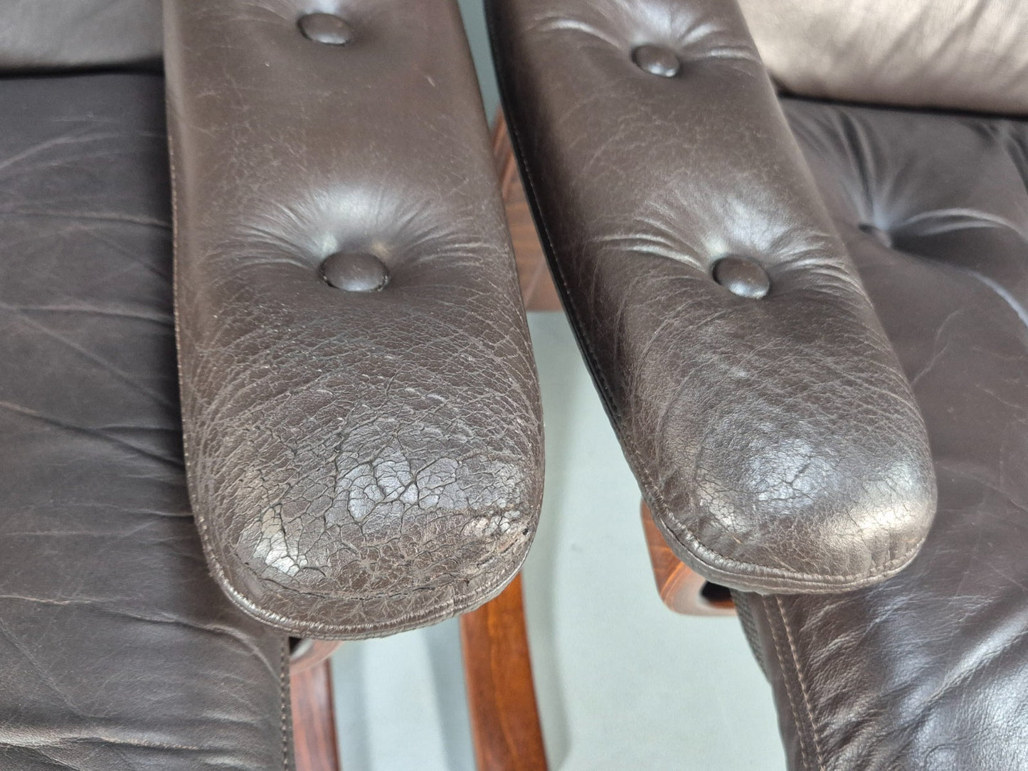 2 vintage Bentwood Leather `lounge Chairs Norway Jon Hjortdal 1970s EB9257 MBEN - UKDK FURNITURE