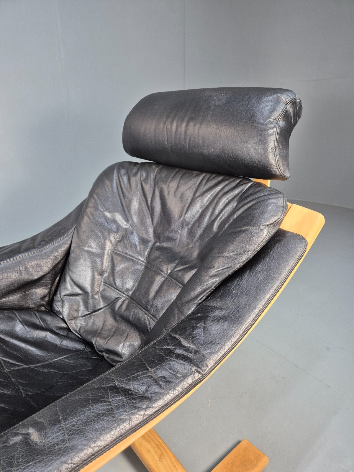 Vintage Skippers Apollo Chair Black Leather Bentwood Frame 1980s MCM EB9292 MBEN - UKDK FURNITURE