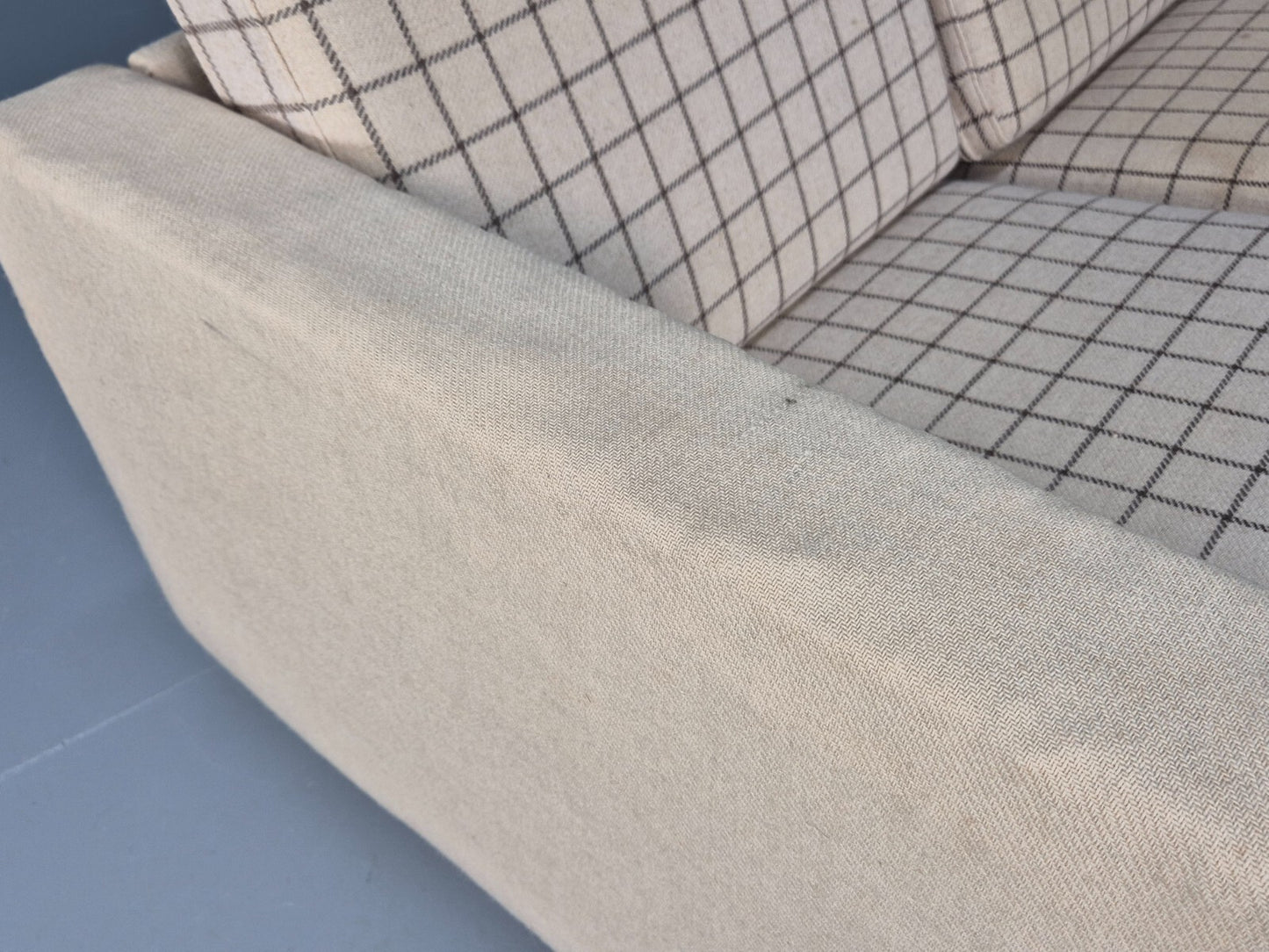 A Vintage Hans Wegner GE300 3 Seat Sofa in Original Wool MCM Retro EB9355 M3SS - UKDK FURNITURE