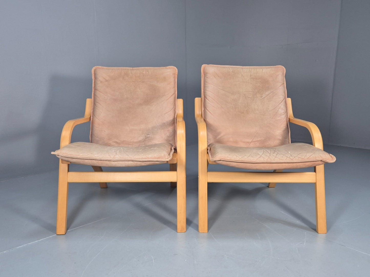 2 Stouby Tan Leather Bentwood Lounge Chairs 1980s Danish Design EB9303 MBEN - UKDK FURNITURE