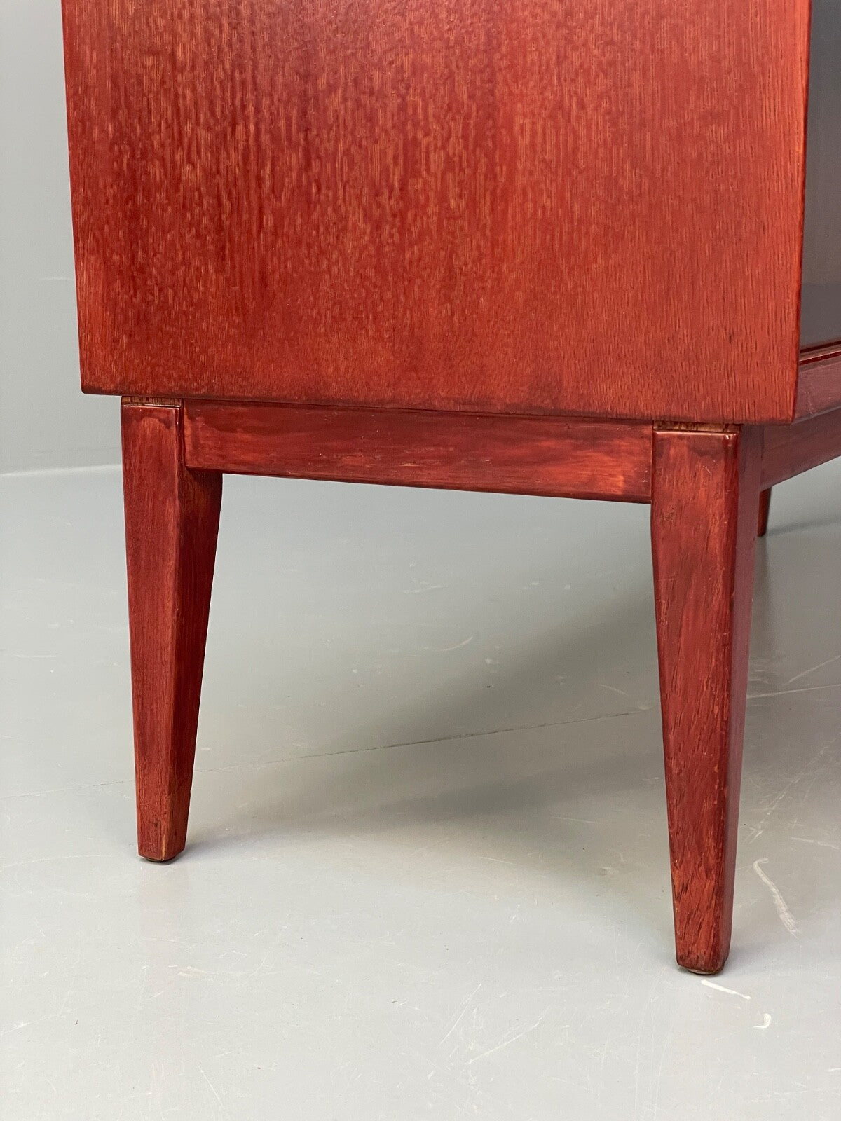 Vintage 1960s Oak Bookcase Red Stained Glazed Front Adjustable Shelf EB9763 MWOO - UKDK FURNITURE