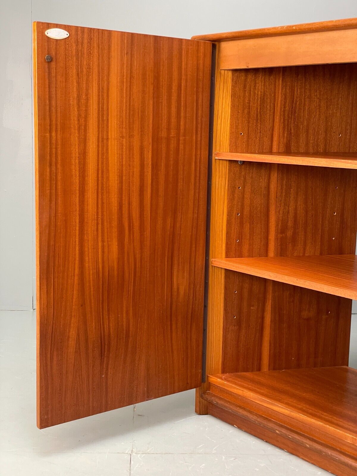Vintage Teak Extending Home Drinks Bar By Reeds Furniture Shelving EB9119 MWOO - UKDK FURNITURE