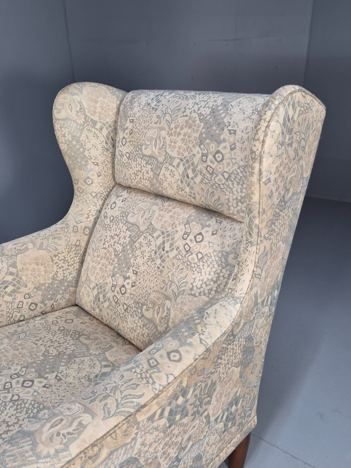 Vintage Danish Wingback Armchair Cream Grey Abstract Print Retro EB9695 MNOR - UKDK FURNITURE