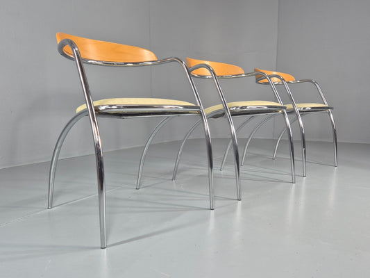 3 Vintage Effeseta Modern design stacking chairs EB11620 MDIN1