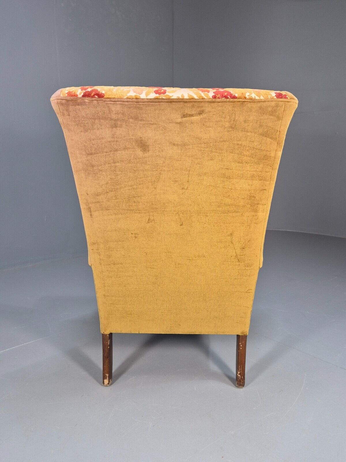 Vintage Wingback Lounge Chair Gold floral Velour Parker Knoll 1960s EB8918 VCLO - UKDK FURNITURE