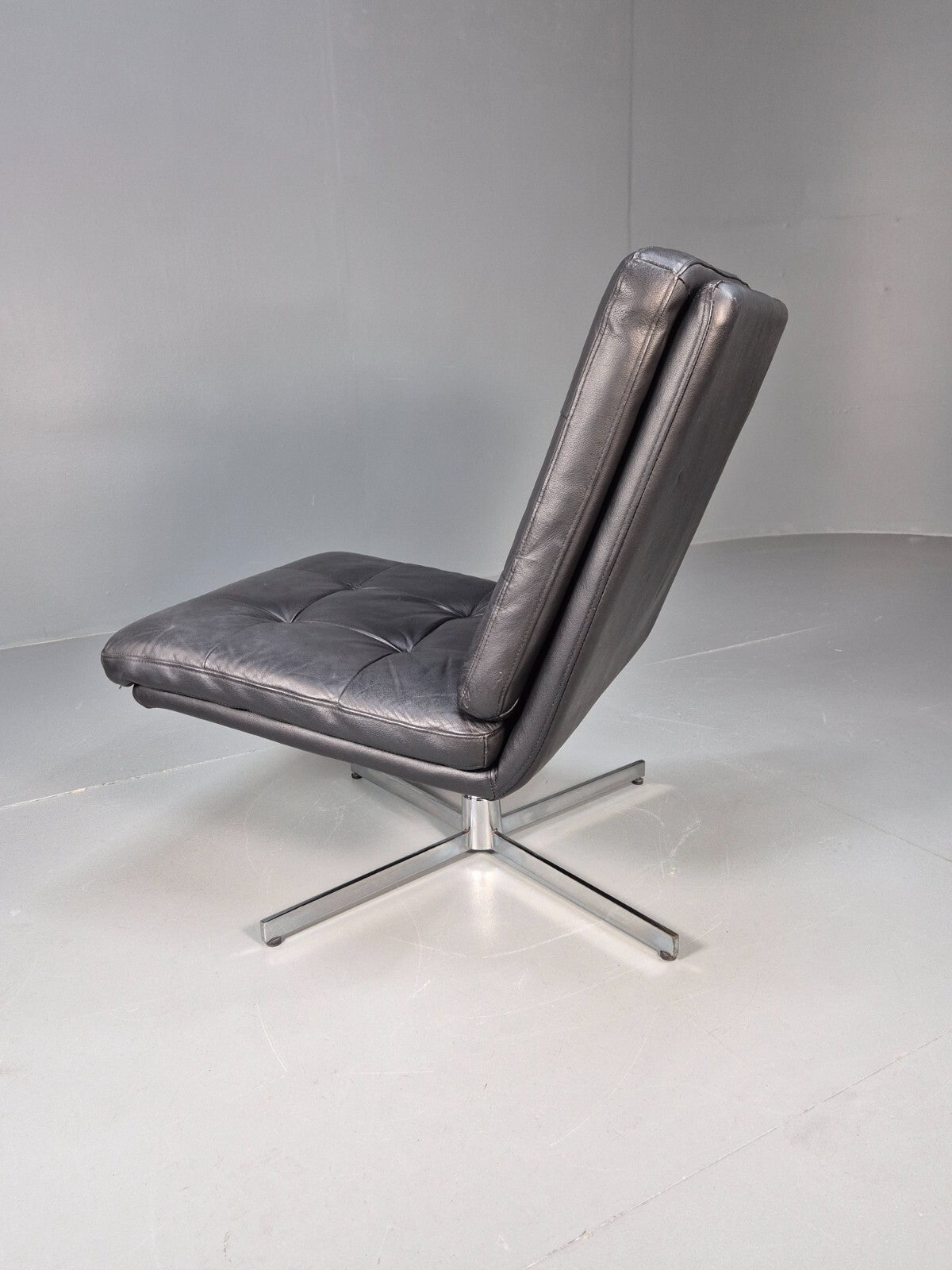 Vintage Danish Black Leather Swivel Chair 1990s Retro MCM EB9238 MSWI - UKDK FURNITURE