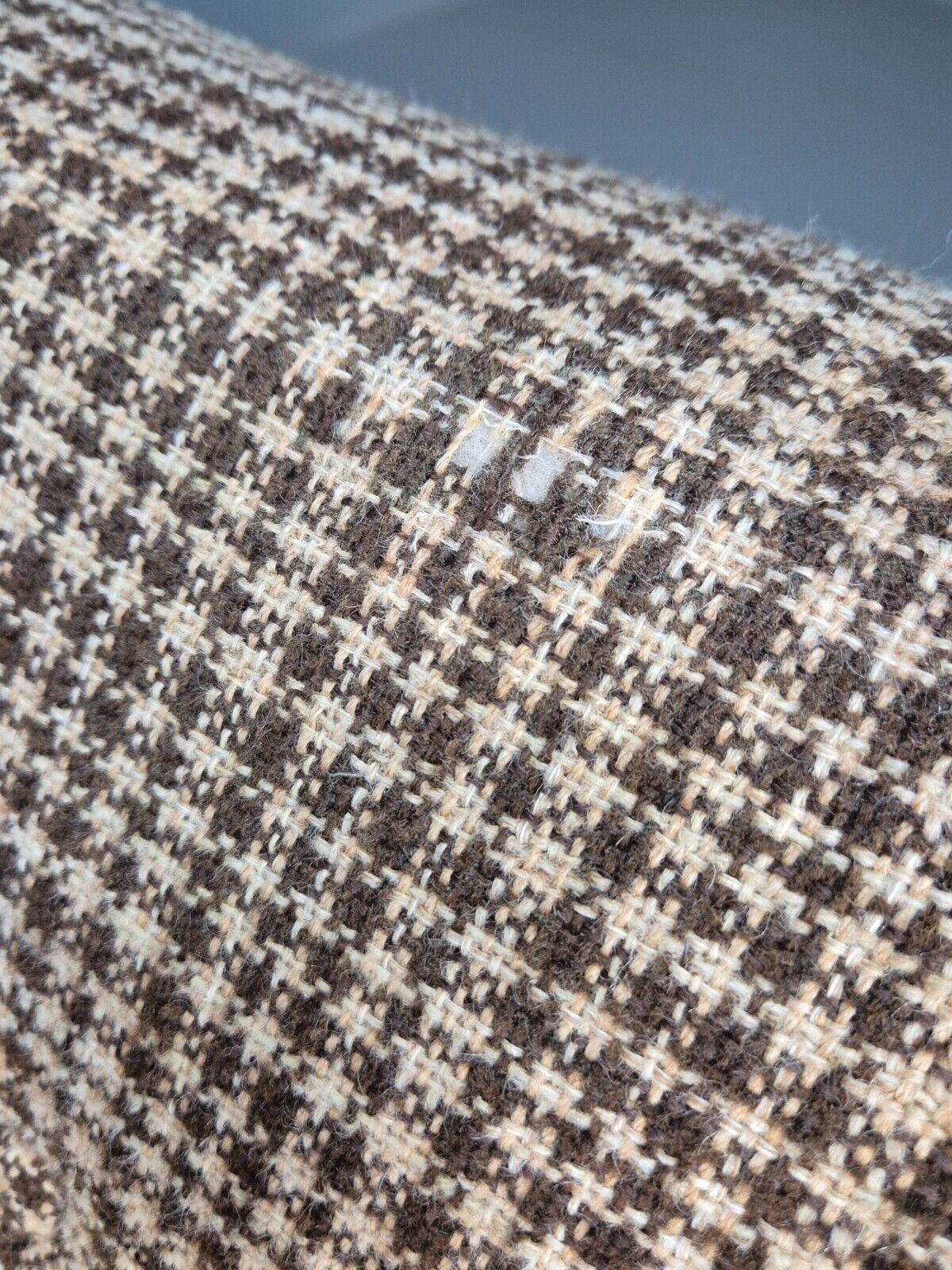 6658591