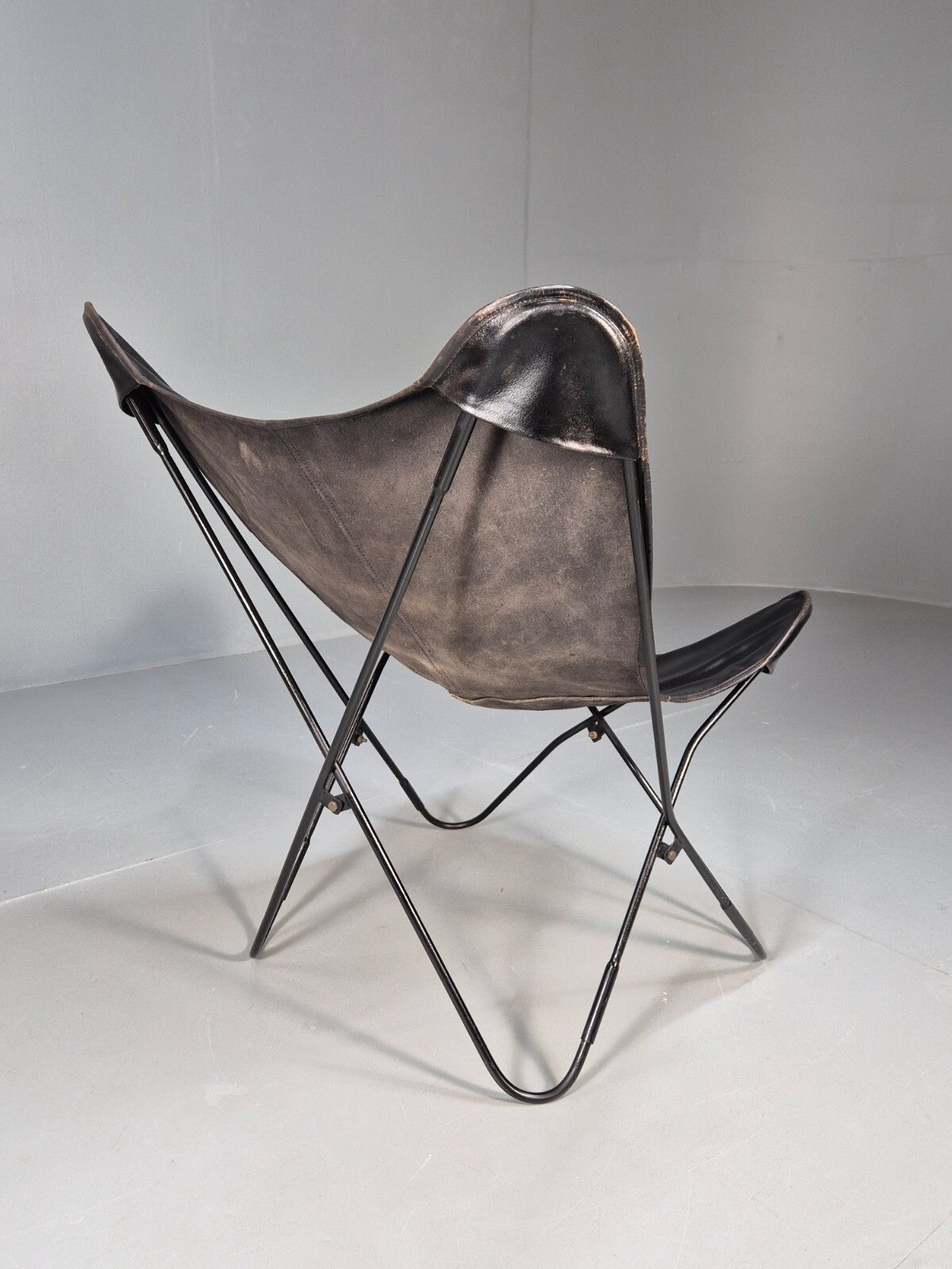 Vintage Black Leather Butterfly Chair 1970s Vintage Retro. EB9320 MNOR - UKDK FURNITURE