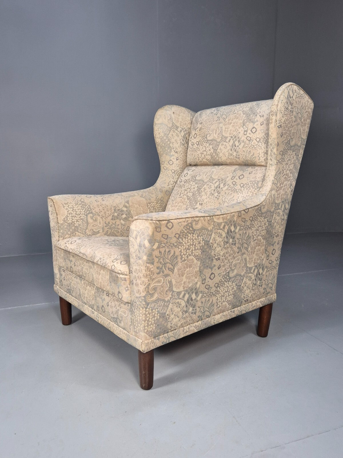 Vintage Danish Wingback Armchair Cream Grey Abstract Print Retro EB9695 MNOR - UKDK FURNITURE