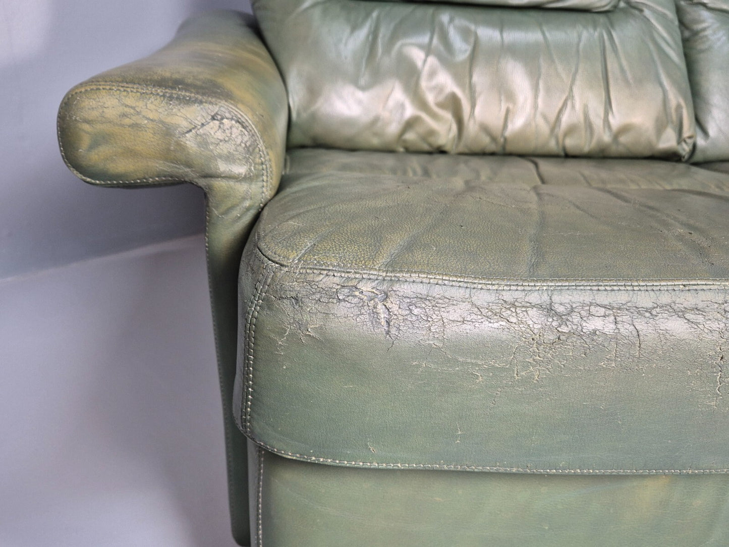 Vintage Green Leather Sofa 1970s Harrods Retro MCM EB9475 M3SS - UKDK FURNITURE