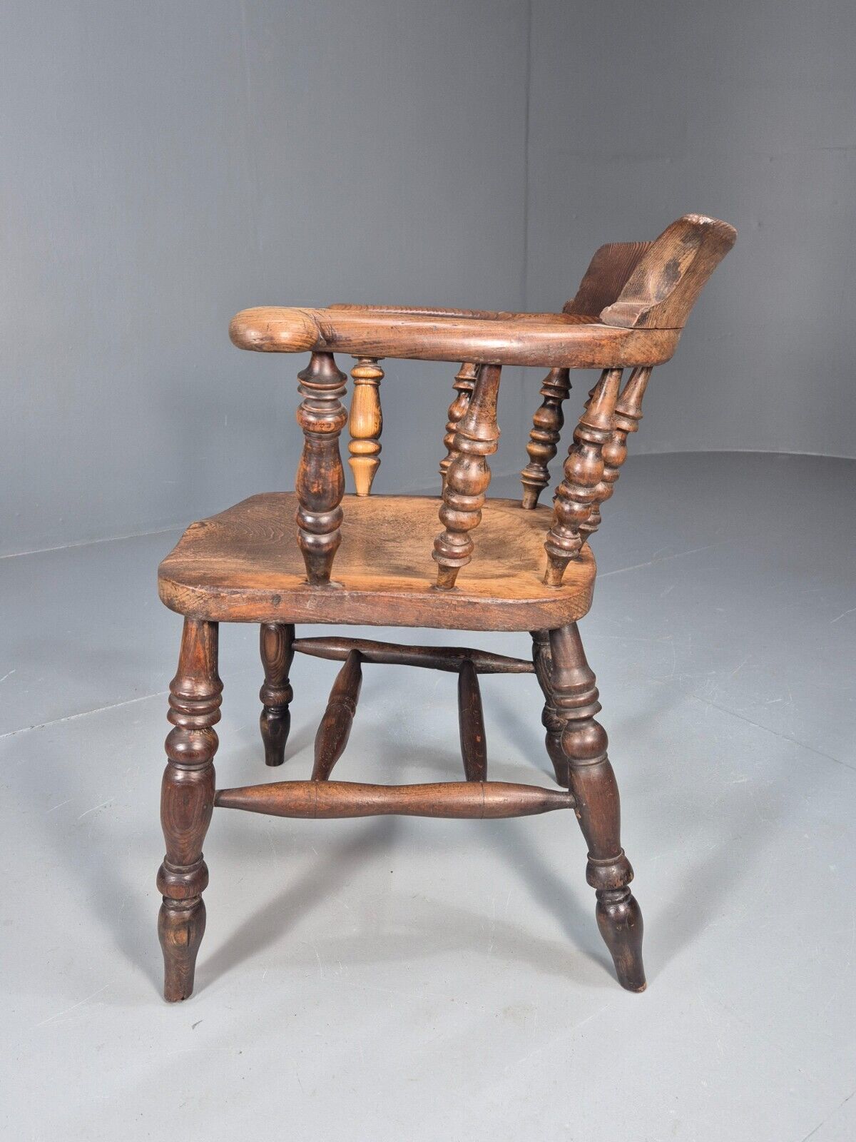 Vintage Oak Captains Chair Turned Stretchers Antique EB9030 VDIN - UKDK FURNITURE