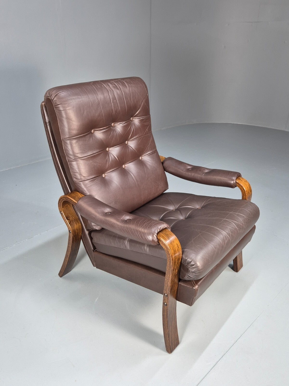 Vintage Danish Brown Leather Lounge Chair Bentwood Frame 1970s Retro EB9287 MNOR - UKDK FURNITURE