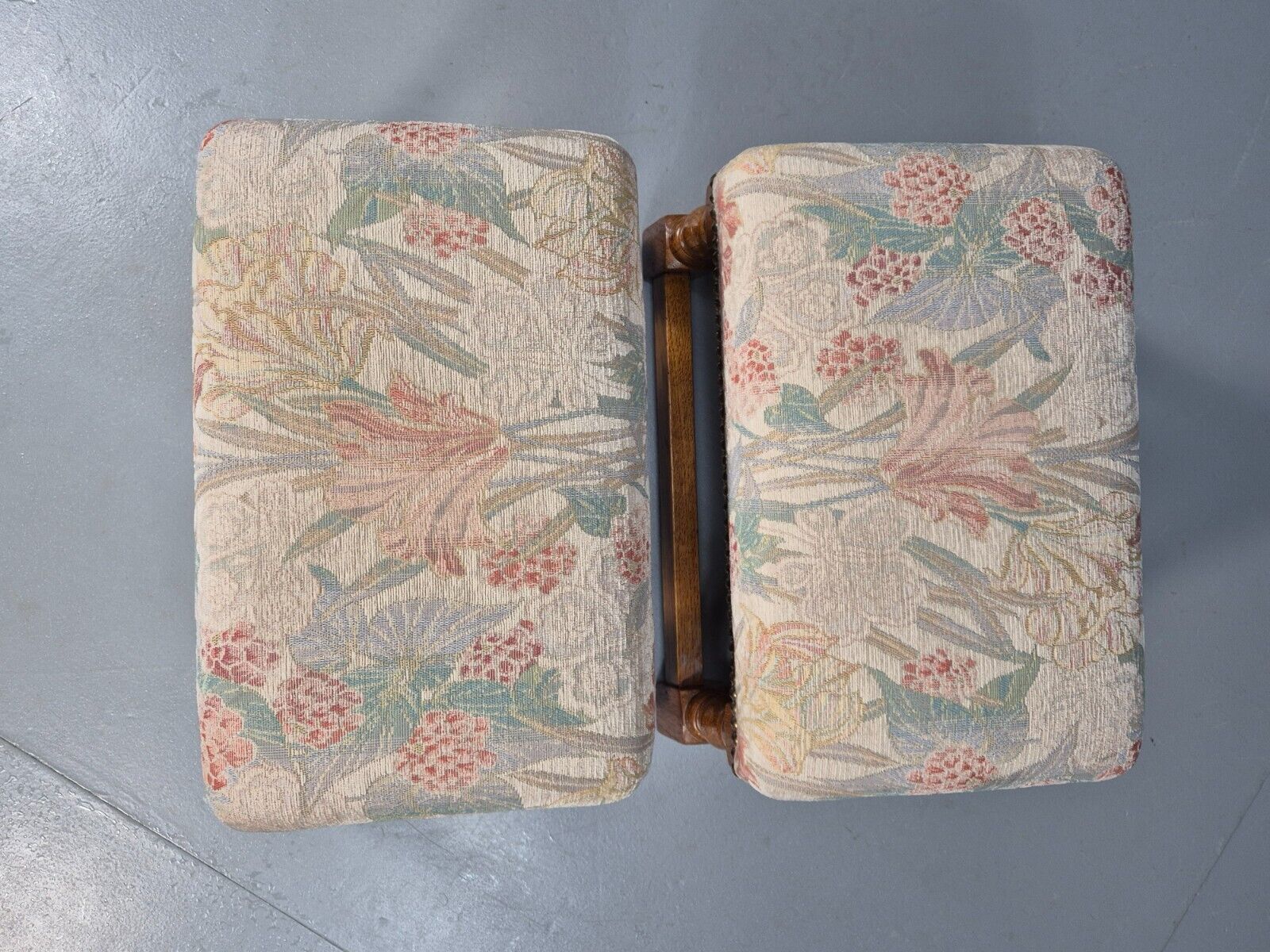 2 Vintage Footstools Floral Cotton Light Oak Antique Style 32 cmEB9153 VWOO - UKDK FURNITURE