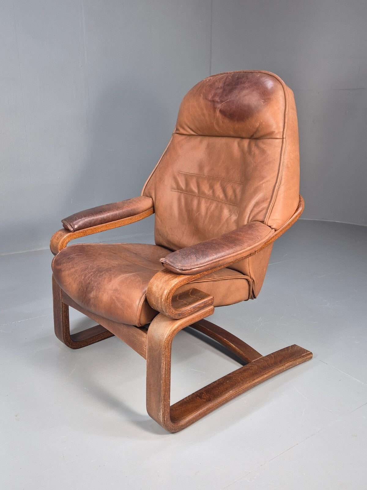 Vintage Danish Lounge Chair Brown Leather Bentwood Reclines Retro EB8783 MBEN - UKDK FURNITURE