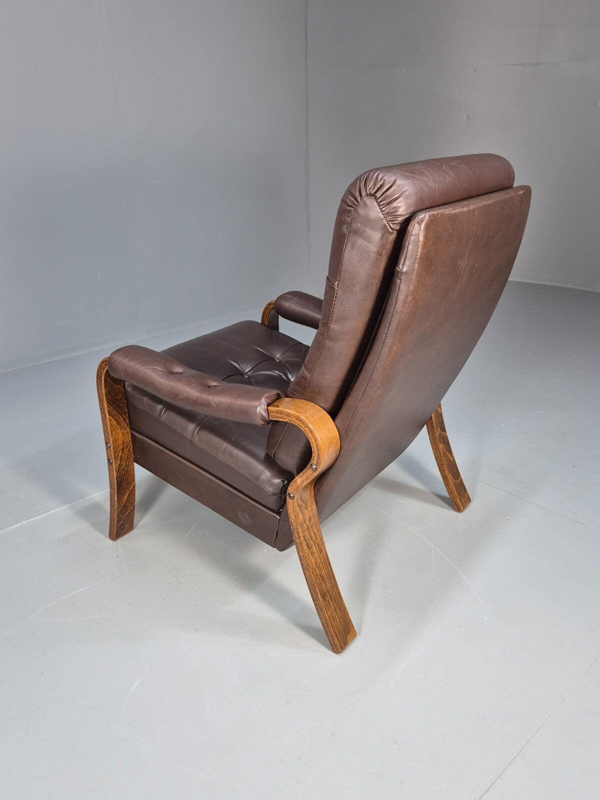 Vintage Danish Brown Leather Lounge Chair Bentwood Frame 1970s Retro EB9287 MNOR - UKDK FURNITURE