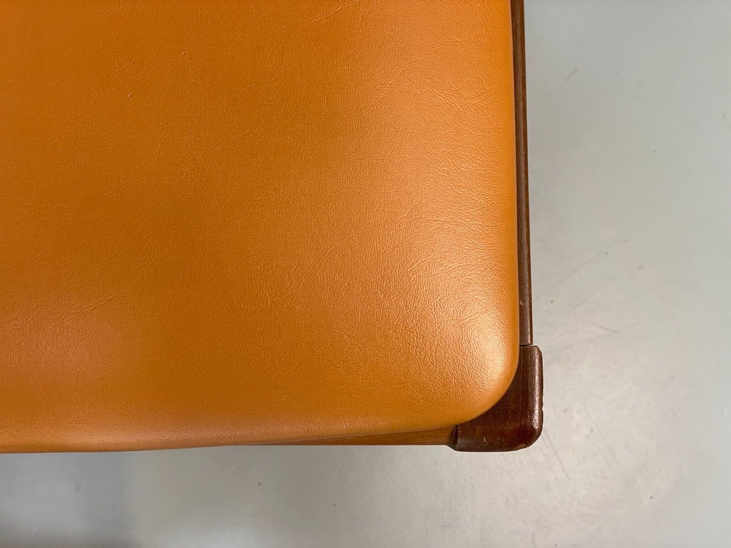 Vintage Nathan Tan Dining Chairs Set Of 4 Vinyl Mahogany 1970s EB9727 MDIN - UKDK FURNITURE