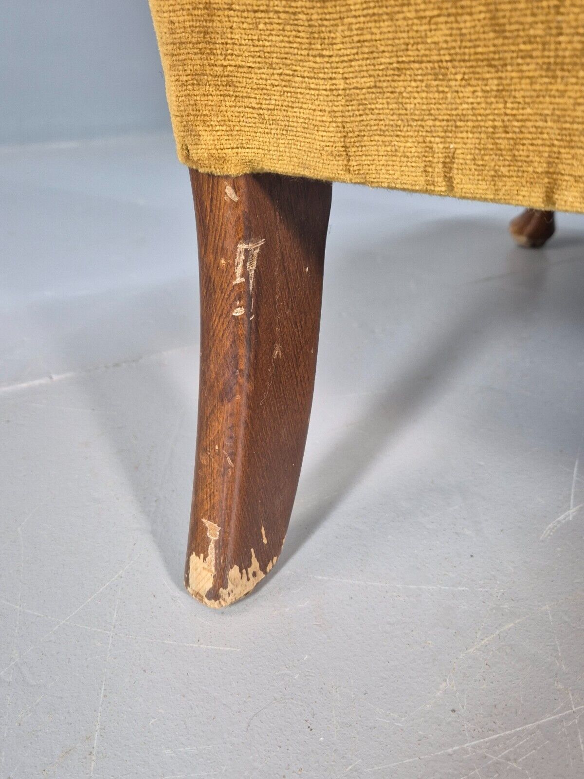 Vintage Wingback Lounge Chair Gold floral Velour Parker Knoll 1960s EB8918 VCLO - UKDK FURNITURE