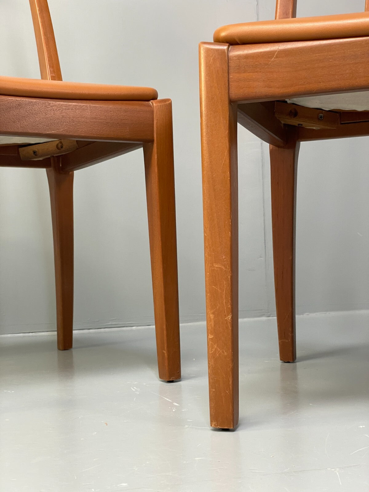 Vintage Nathan Tan Dining Chairs Set Of 4 Vinyl Mahogany 1970s EB9727 MDIN - UKDK FURNITURE