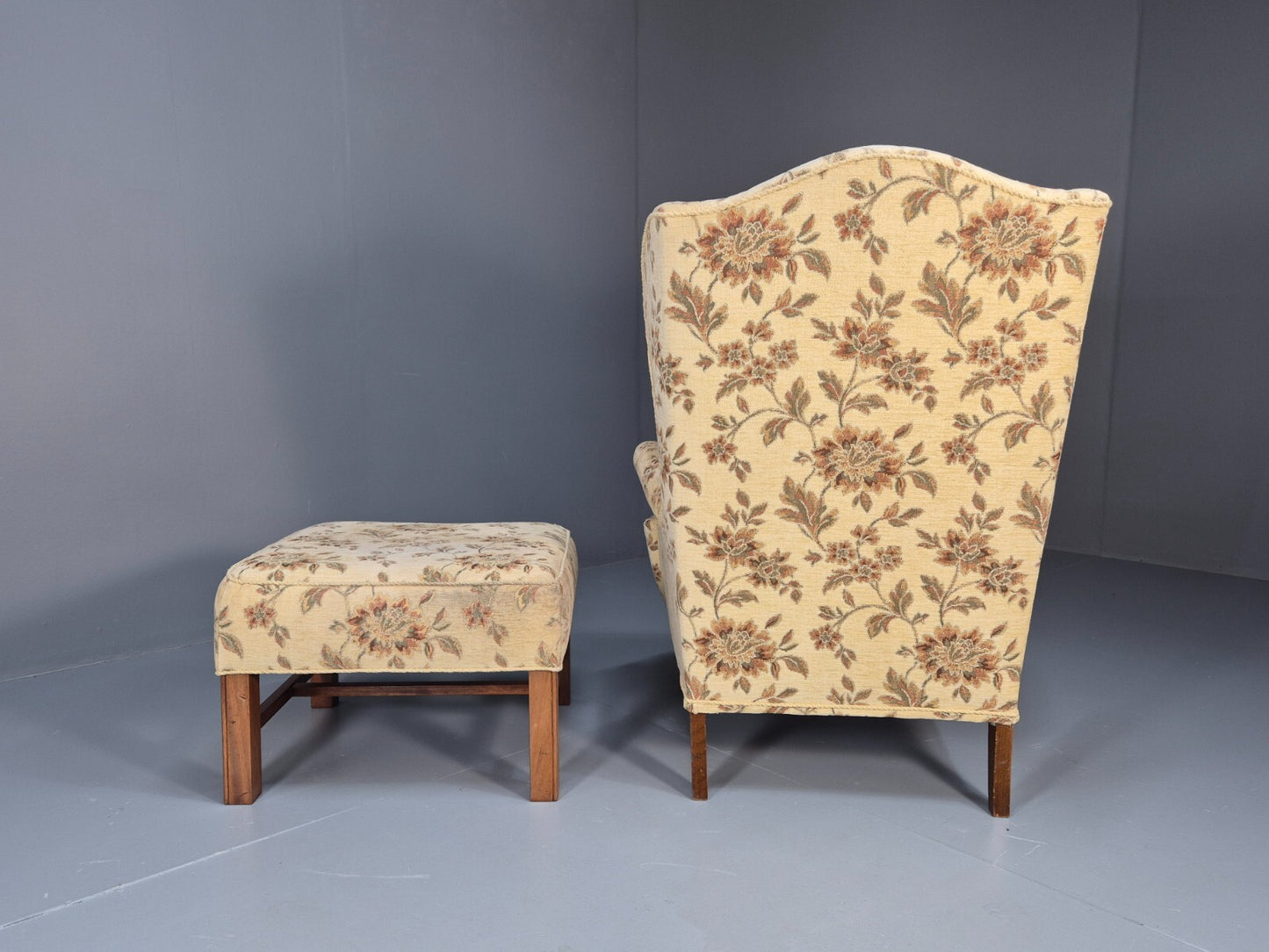 Vintage Goergian Style Wingback and Ottoman Floral Cotton 20th C EB9545 VCLO - UKDK FURNITURE