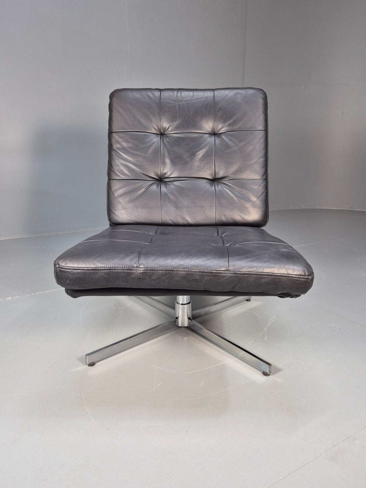 Vintage Danish Black Leather Swivel Chair 1990s Retro MCM EB9238 MSWI - UKDK FURNITURE