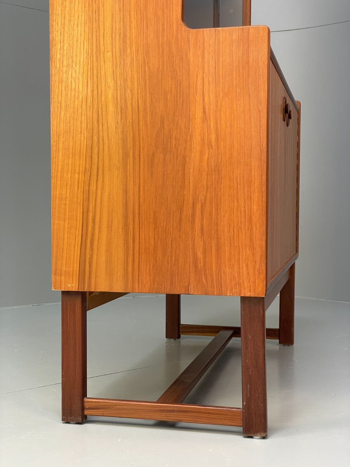 Vintage 1960s Teak Wall Unit By Tunridge Furniture Mid Century EB9528 MWOO - UKDK FURNITURE