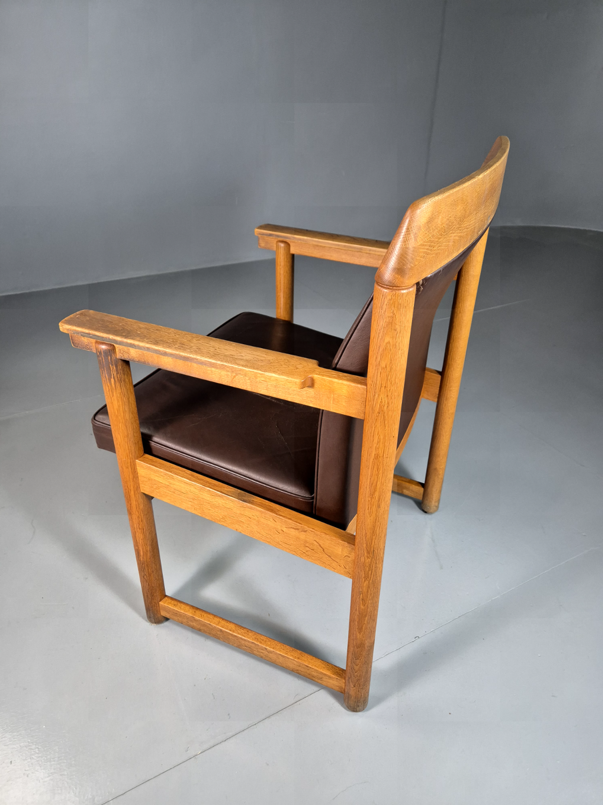 Vintage Scandinavian Elbow Chair Brown Leather Oak Frame Retro MCM EB7074 MNOR - UKDK FURNITURE