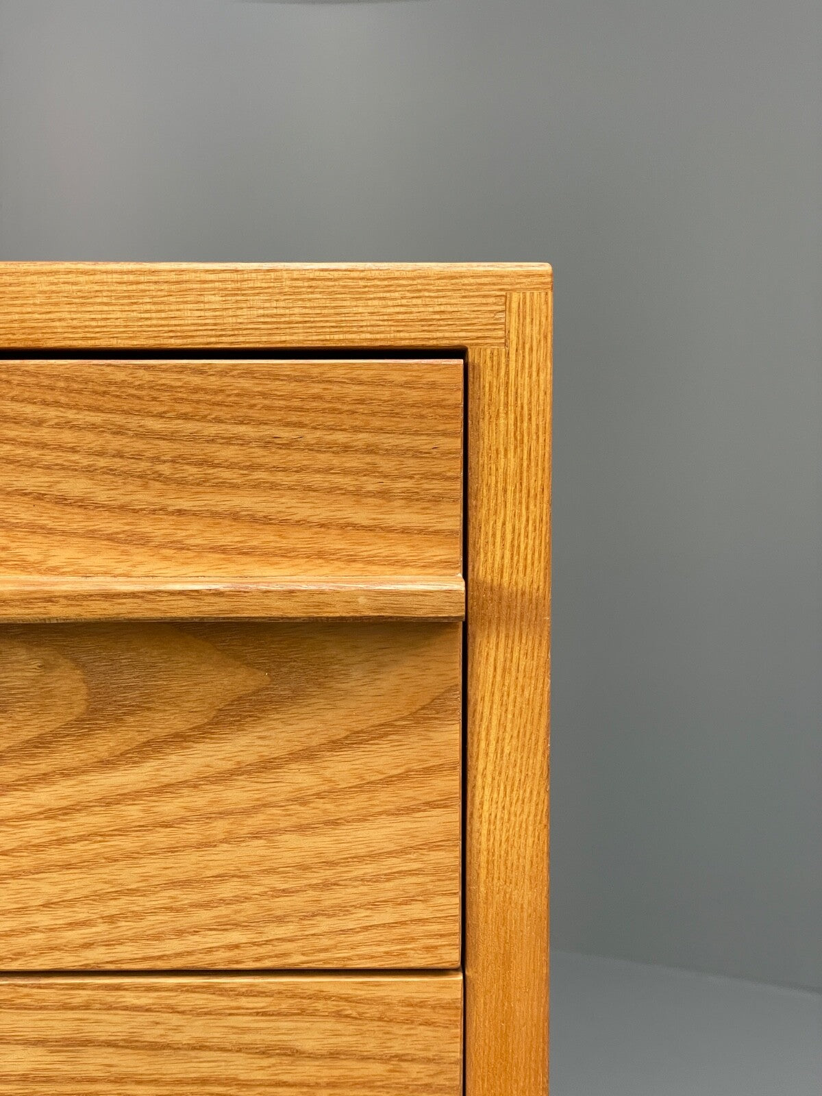 Solid Ash Chest Of Drawers With Mid Century Styled Handles EB9725 MWOO - UKDK FURNITURE