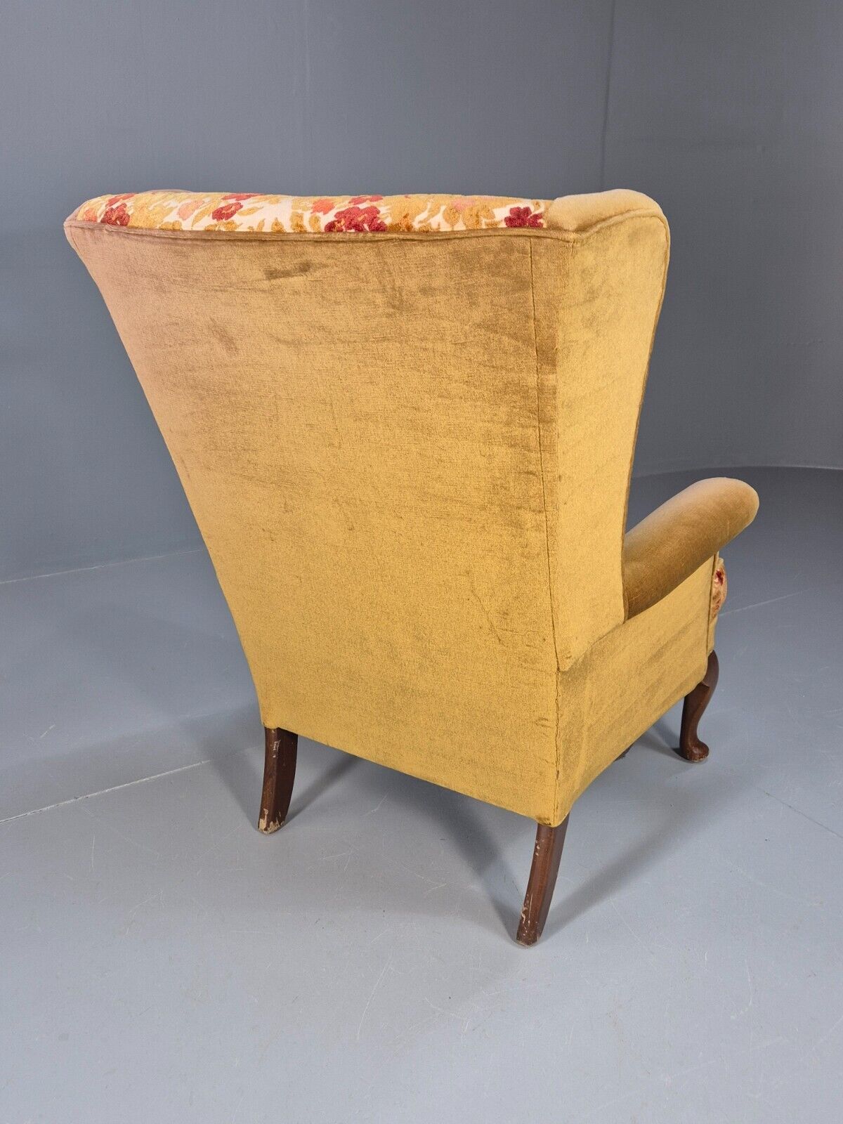 Vintage Wingback Lounge Chair Gold floral Velour Parker Knoll 1960s EB8918 VCLO - UKDK FURNITURE